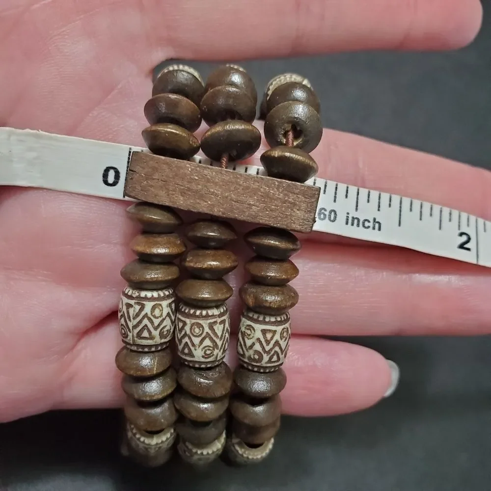 Brown and cream wood bead bracelet 7.25
